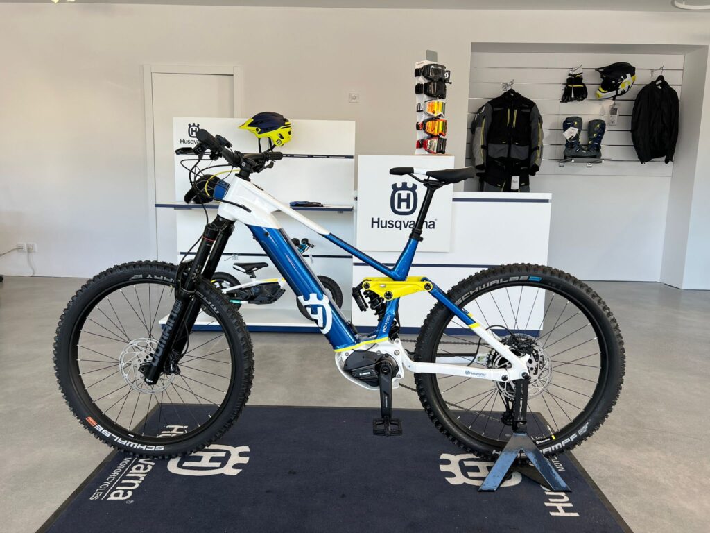 Husqvarna Hard Cross Legacy